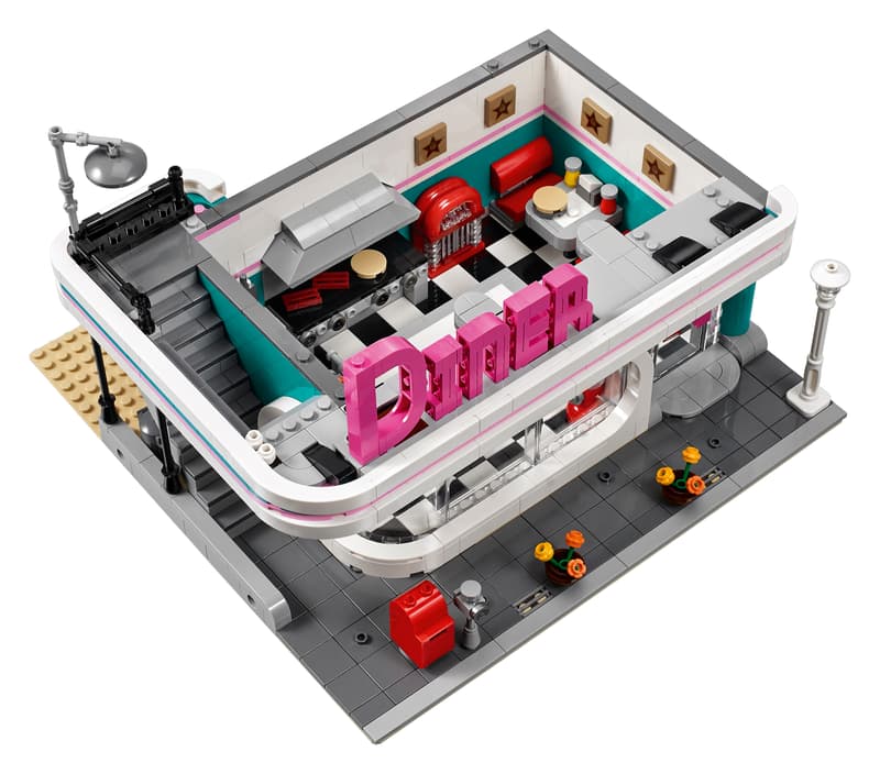 LEGO 10260 - Diner in de Stad