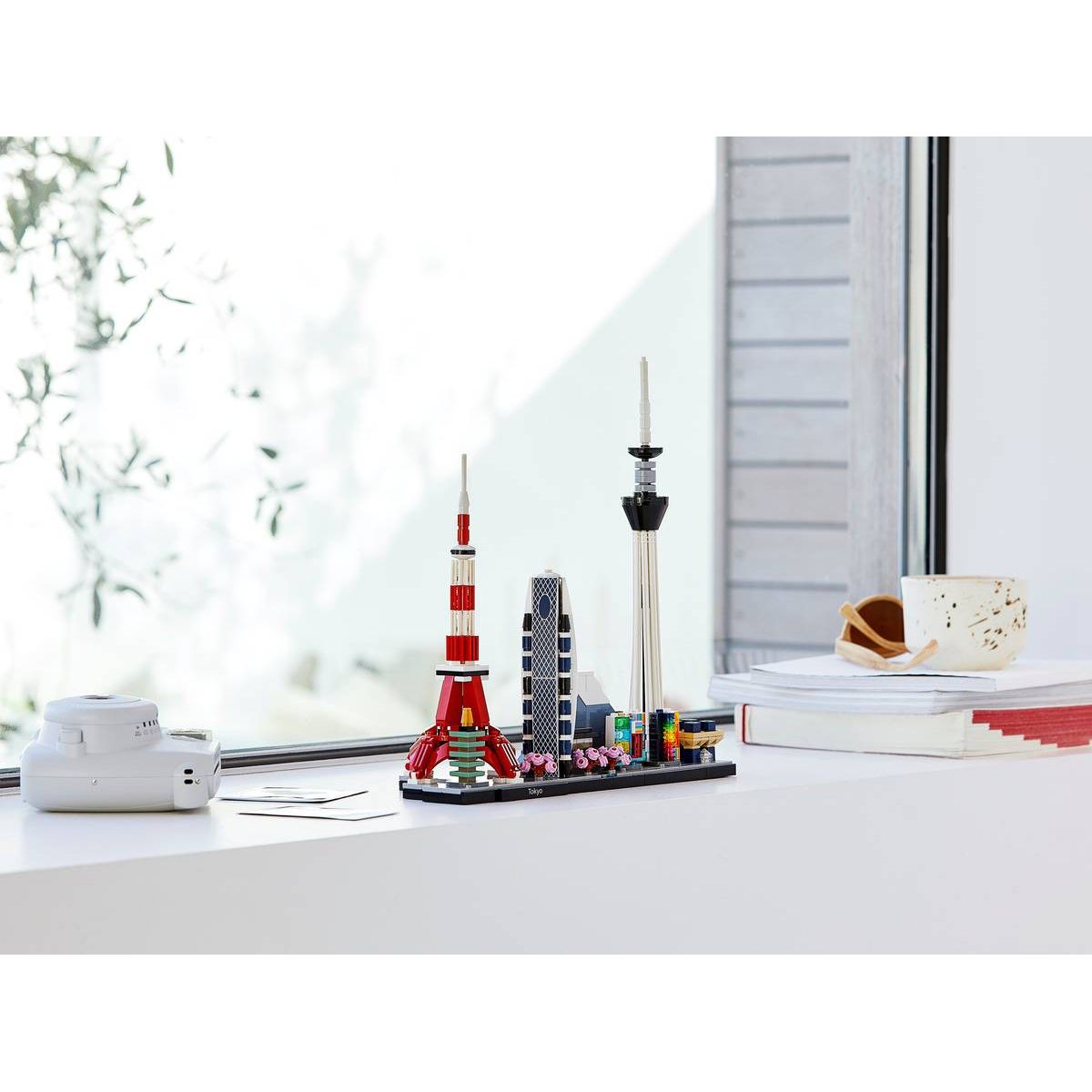 LEGO 21051 - Tokyo