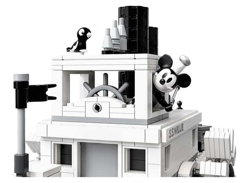 LEGO 21317 - Stoomboot Willie