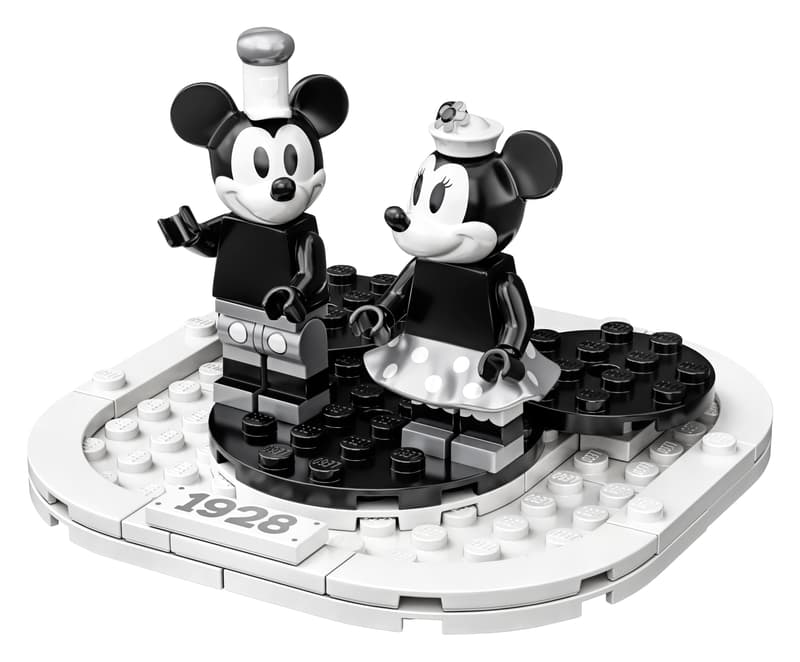 LEGO 21317 - Stoomboot Willie