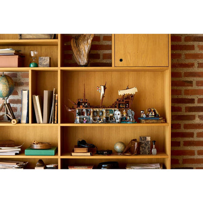 LEGO 40773 - De Goonies: De Zolder van de Familie Walsh