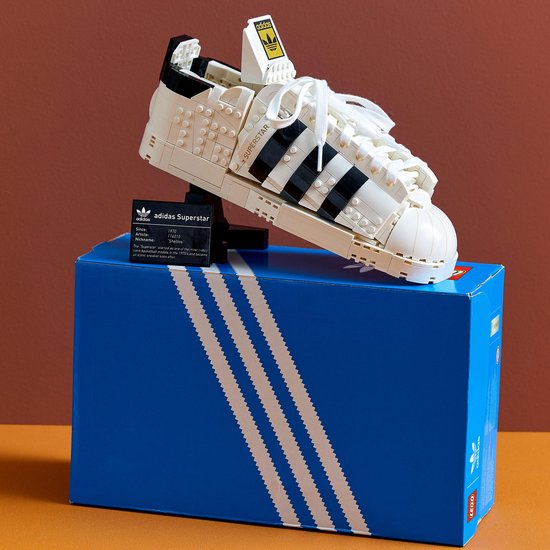 LEGO 10282 - Adidas Originals Superstar