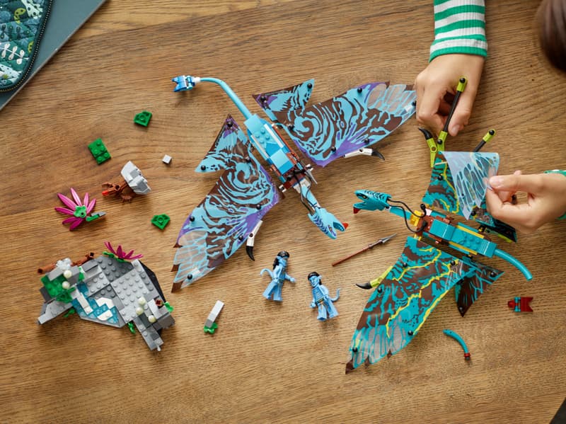 LEGO 75572 - Jake & Neytiri's Eerste Vlucht op de Banshee
