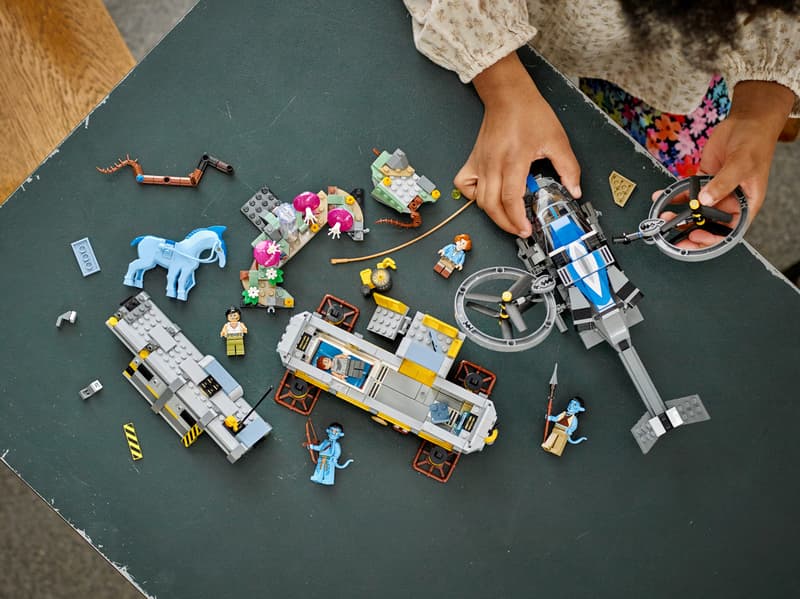 LEGO 75573 – Schwebende Berge: Site 26 & RDA Samson