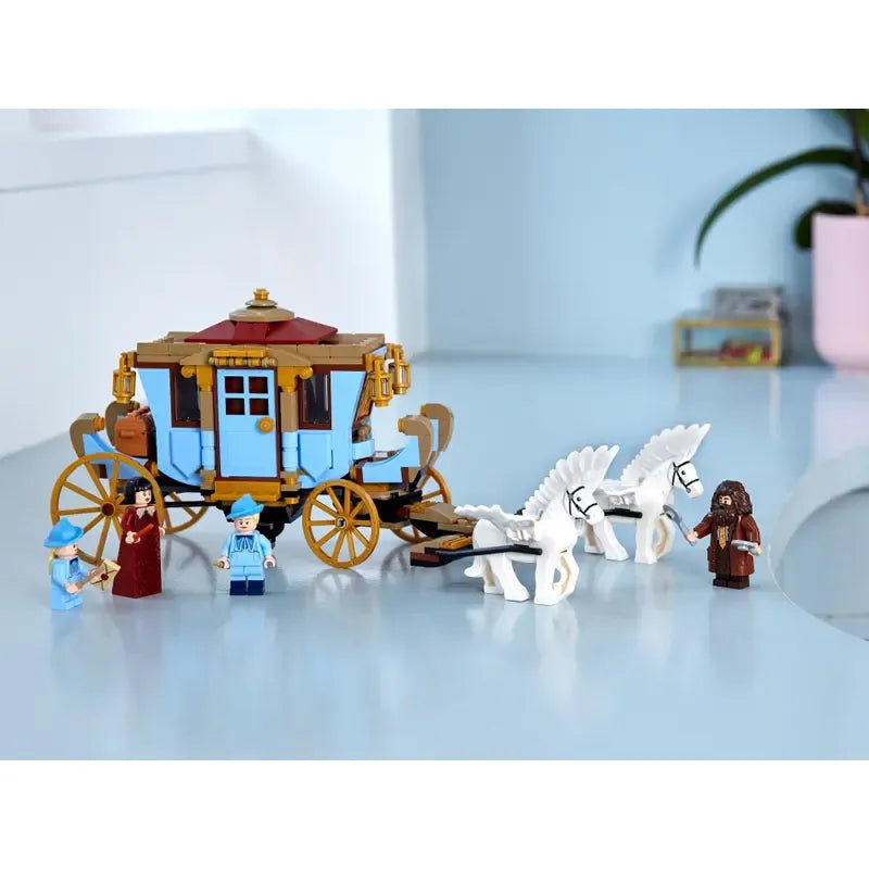 LEGO 75958 - De koets van Beauxbatons: Aankomst bij Zweinstein