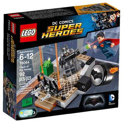 LEGO 76044 - Het Duel van de Helden