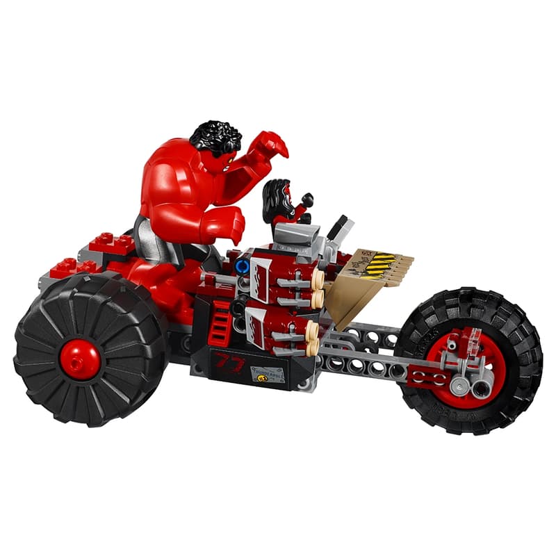 LEGO 76078 - Hulk vs. Red Hulk